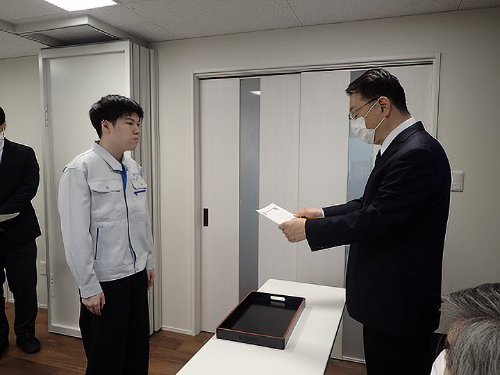 令和7年度入社式